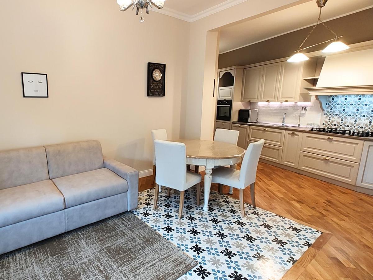 Luxury Apartment By Palazzo Senesi 로마 외부 사진